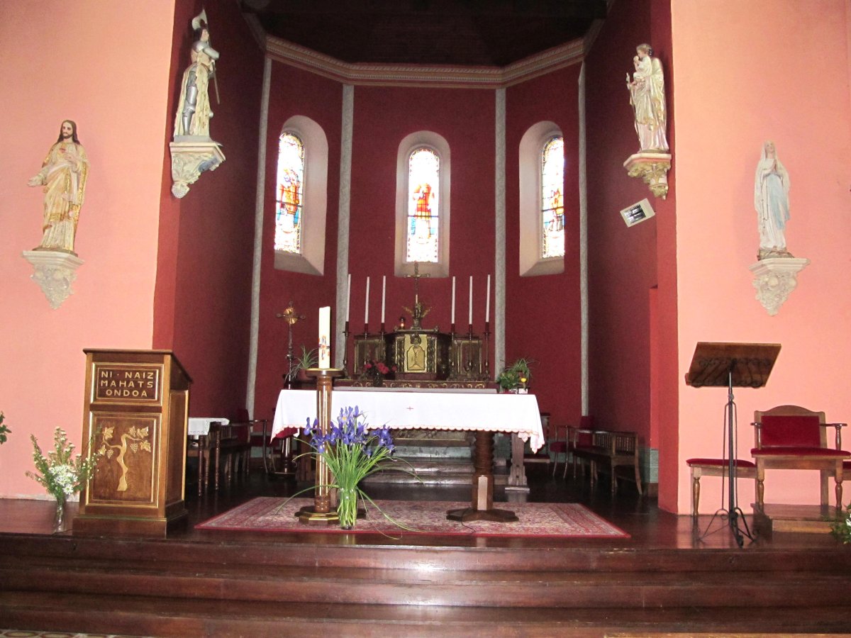 San Bizente eliza, barrua