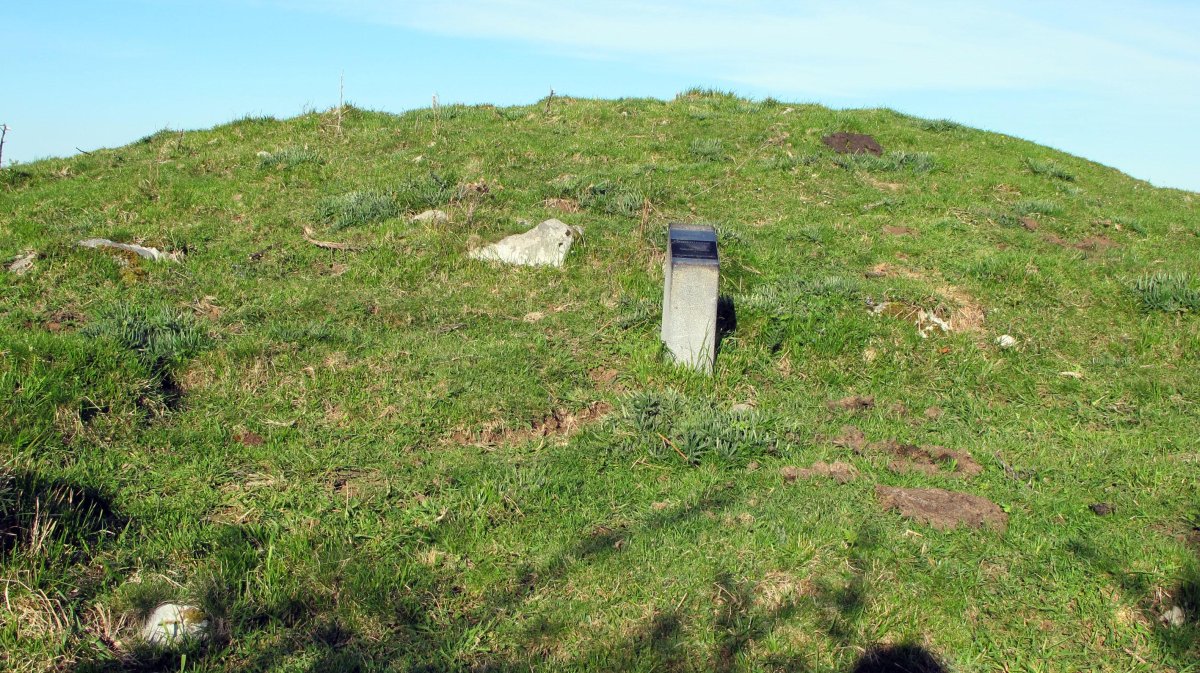 Saberriko Haitzak tumulua