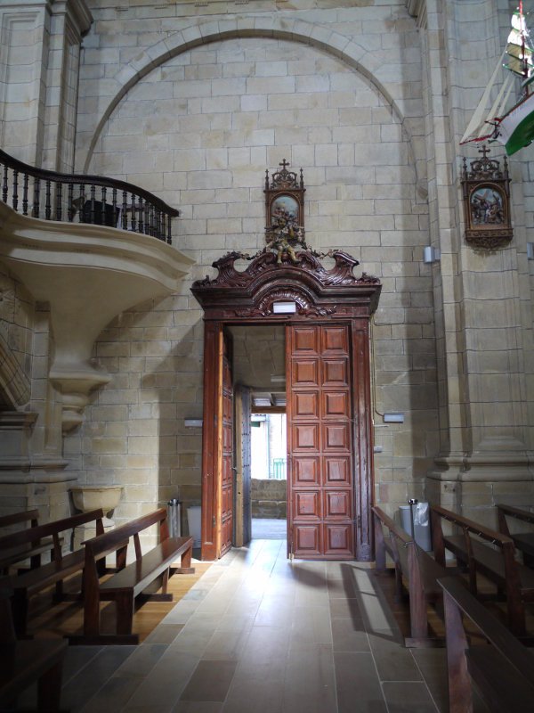 San Nikolas. Sarrera.