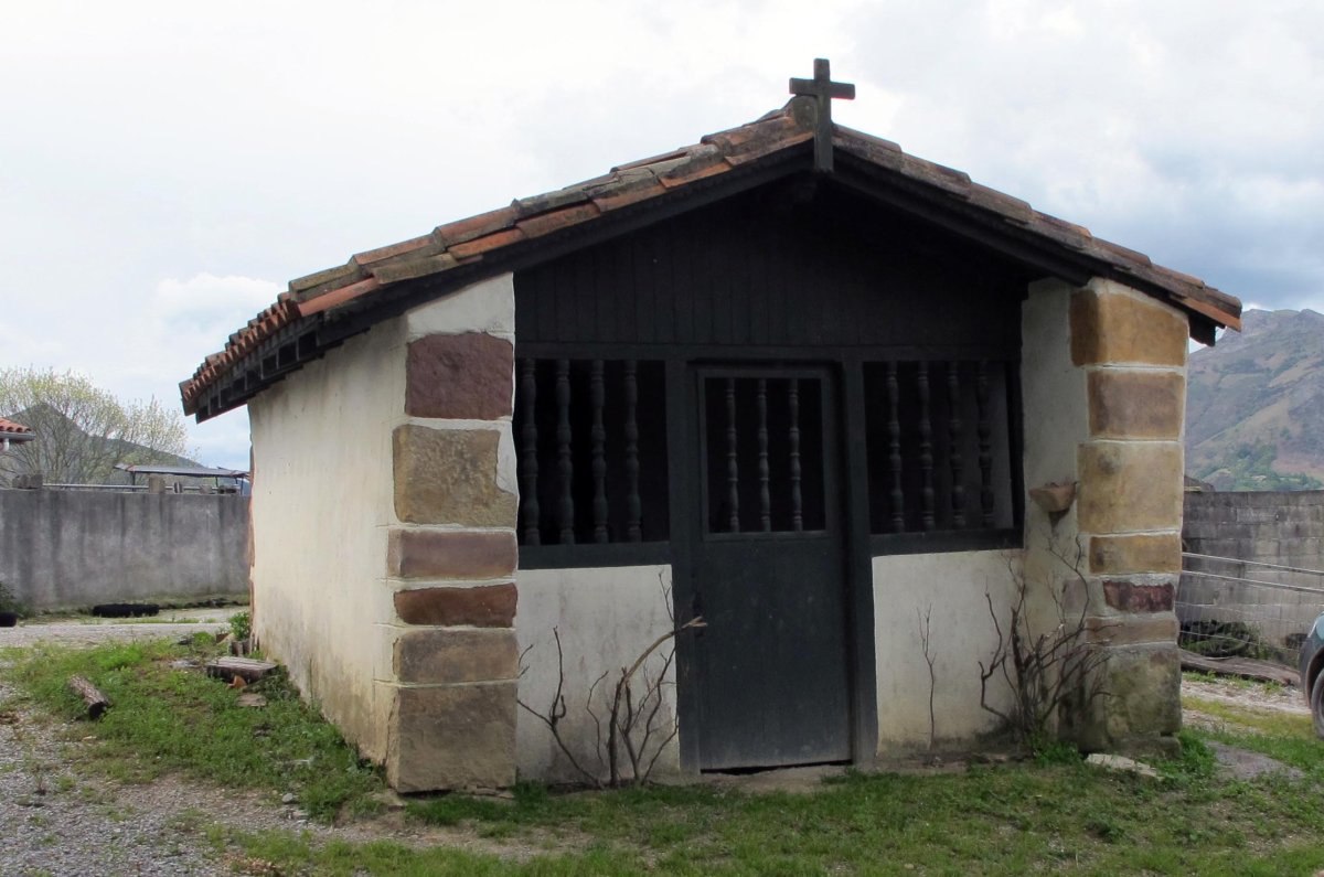 Ihartzebeherebordako ermita Saran