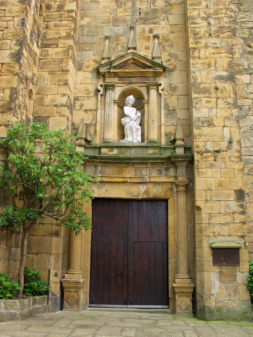 San Juan Bautista elizaren ataria