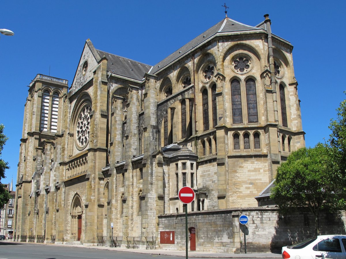 San Andres eliza, Baiona