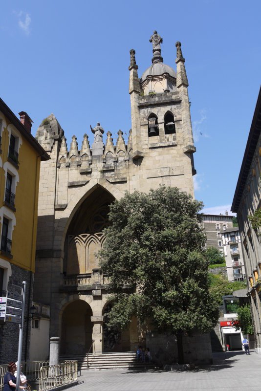 Corazonisten komentua