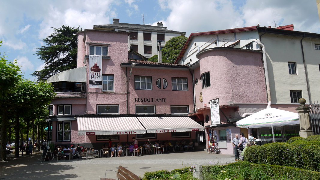 Beotibar pilotalekuko jatetxea, Tolosa