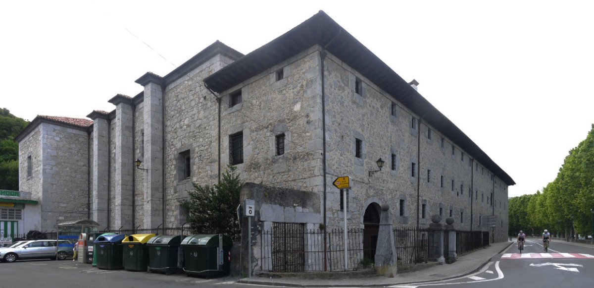 Santa Klara komentua