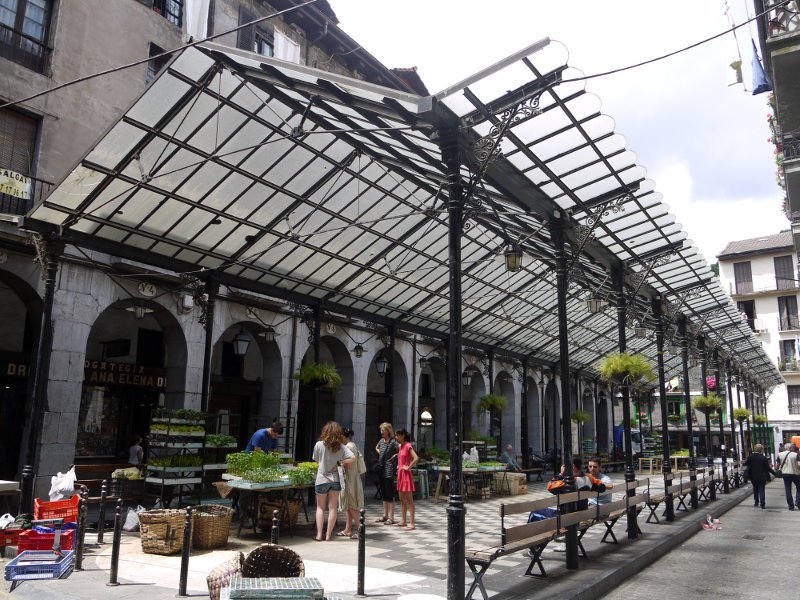 Berdura plaza, Tolosa