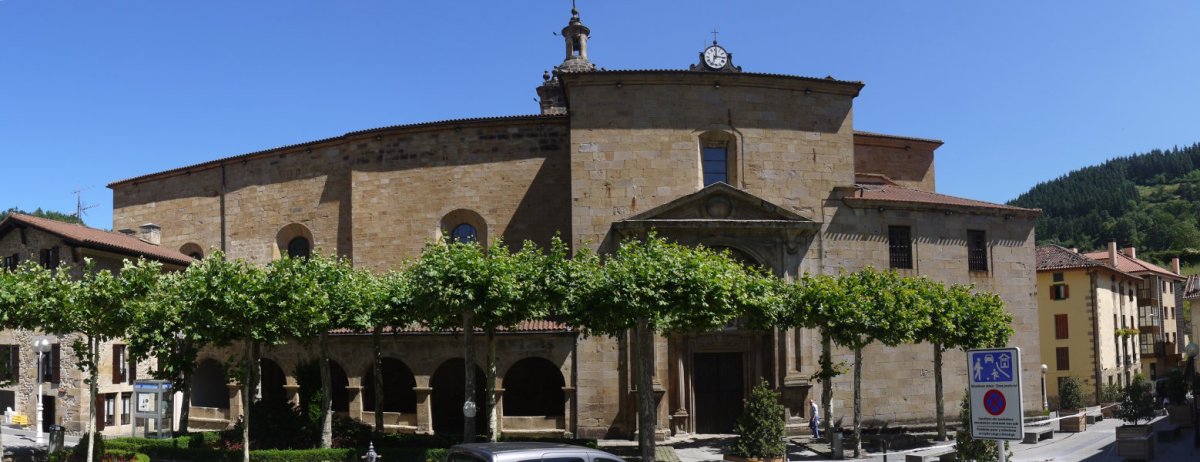 San Martin eliza, Zegama