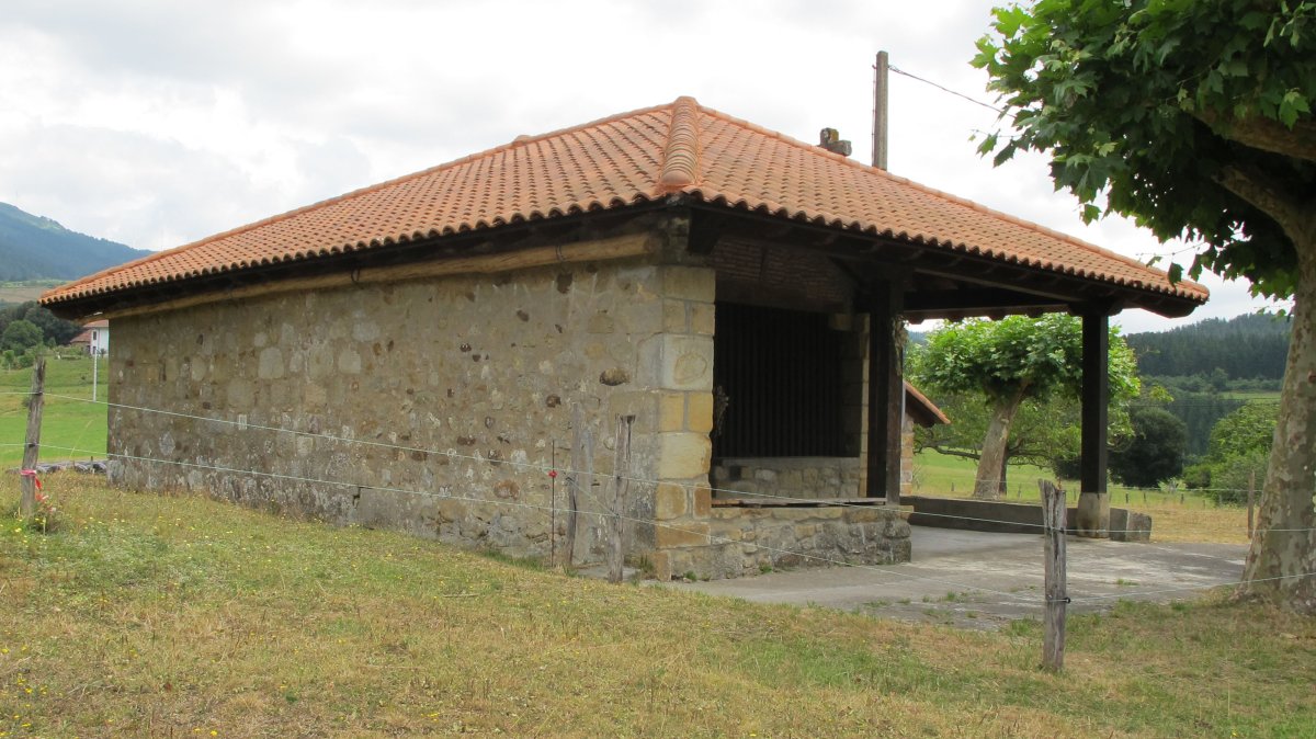 Isuntzako San Pedro Txiki ermita, Berriz