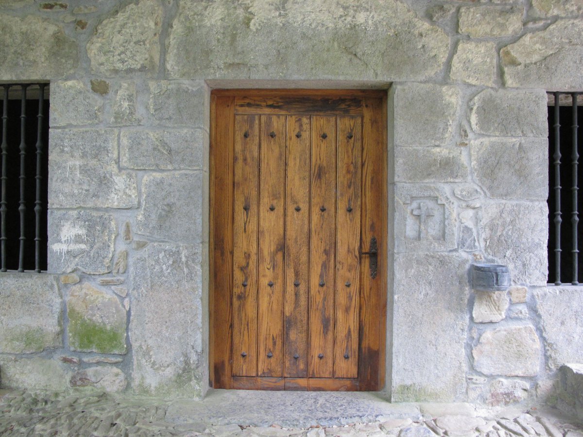San Lorentzo ermita Aldegoiena auzoan, Mañaria