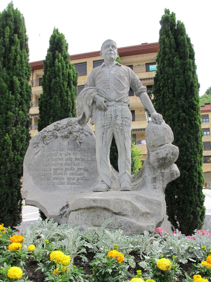 Lazkaotxikiren oroitarria