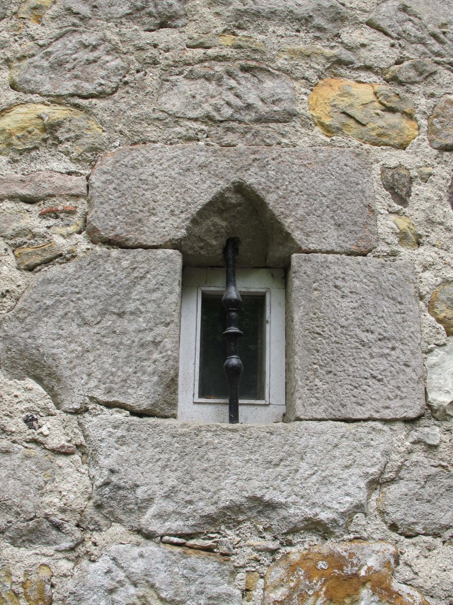 Urdanibia jauregia, Irun