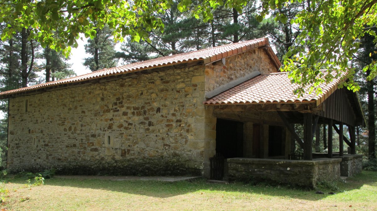 Santa Ageda ermita, Izurtza