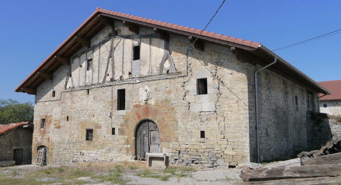 Petrenea etxea, Arruitz