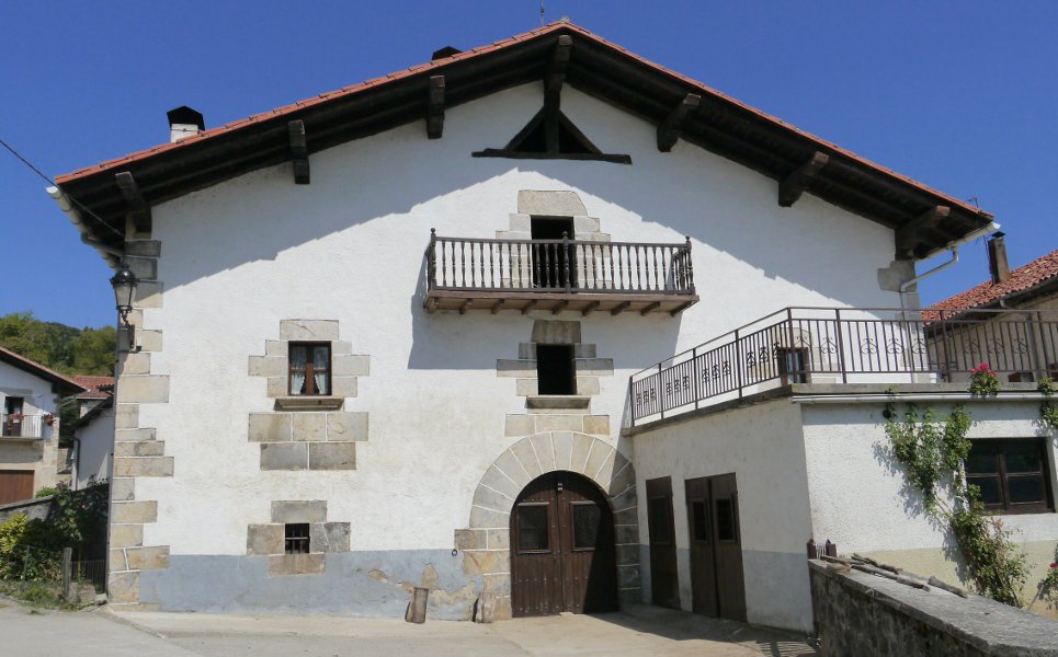 Herriko etxea, Aldatz