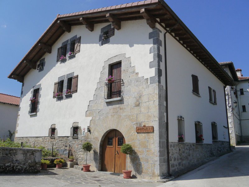 Juantonea etxea, Aldatz