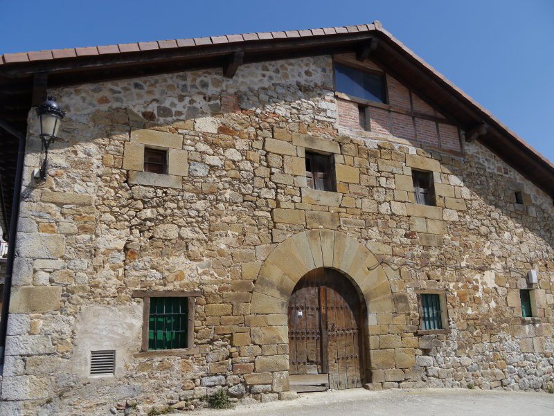 Herriko etxea, Aldatz