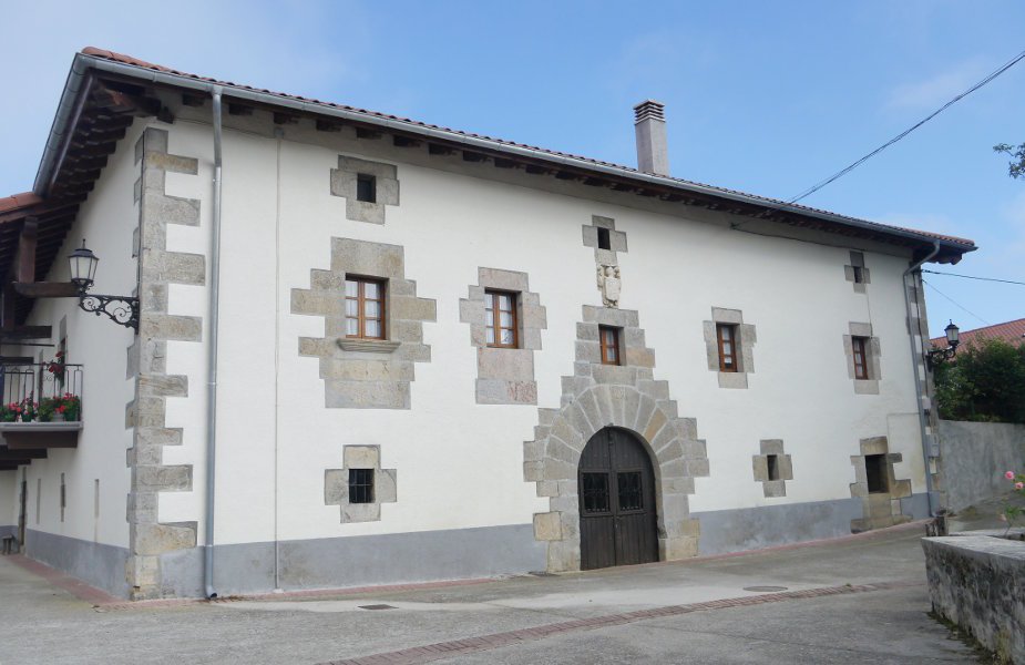 Herriko etxea, Mugiro