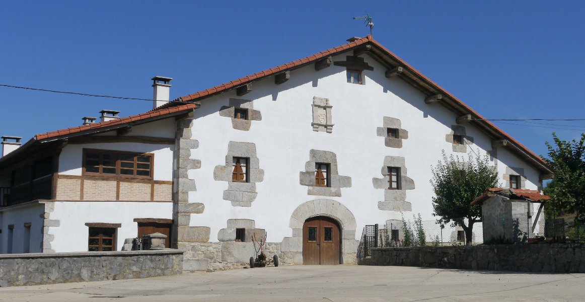 Herriko etxea, Astitz