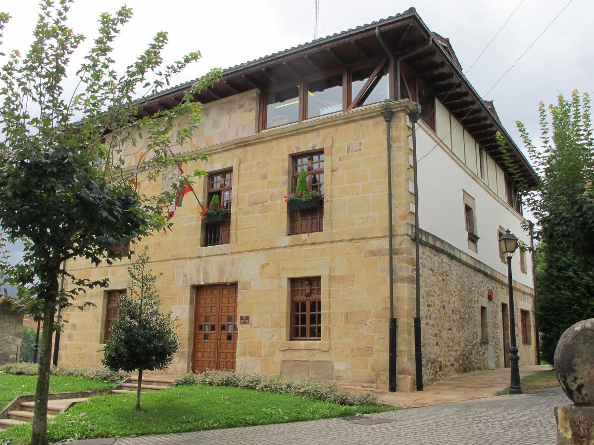 Goikolea jauregia, Iurreta