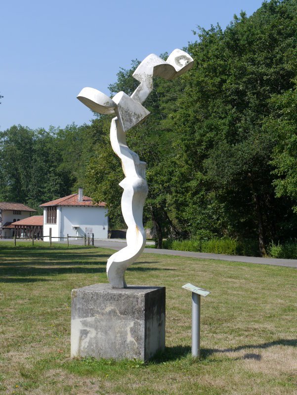 Bertizko parkeko eskultura, Oieregi