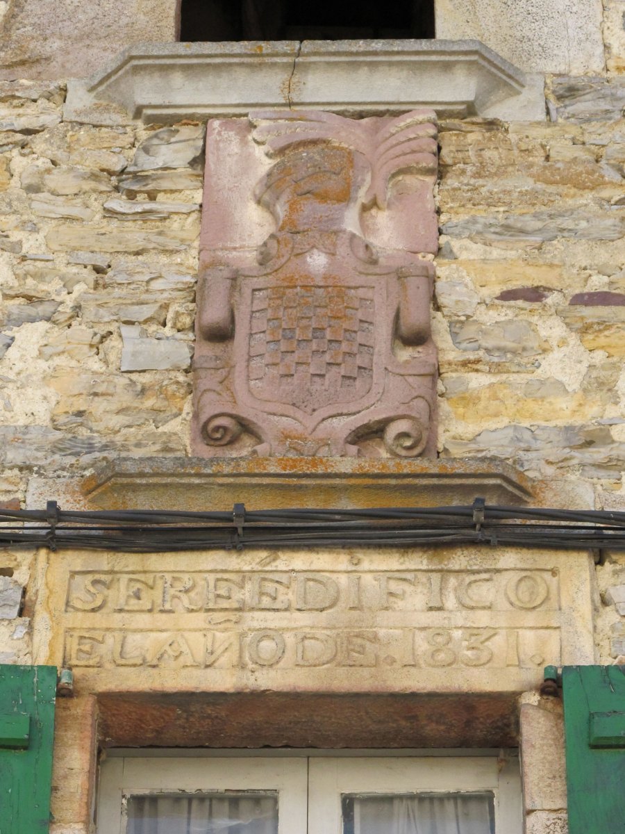 6 zenbakia duen etxeko armarria, Aniz