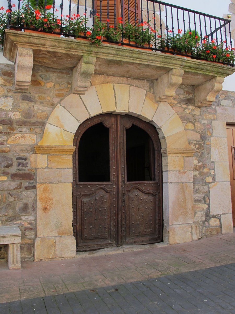 Etxeberria etxeko sarrerako atea, Berroeta