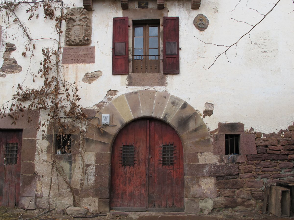 Aroztegia jauregia, Lekarotz