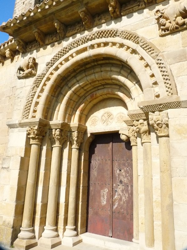 Artaitz herriko elizako ataria