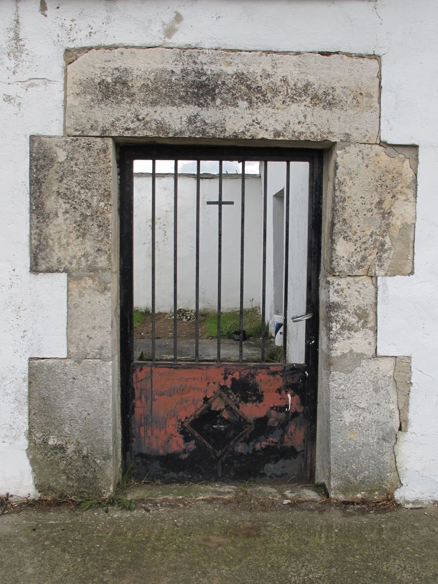 San Juan ermita Mezkiako hilerrian