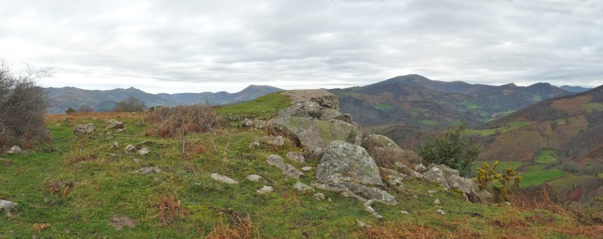 Urkiztako gailurra, bunker batekin