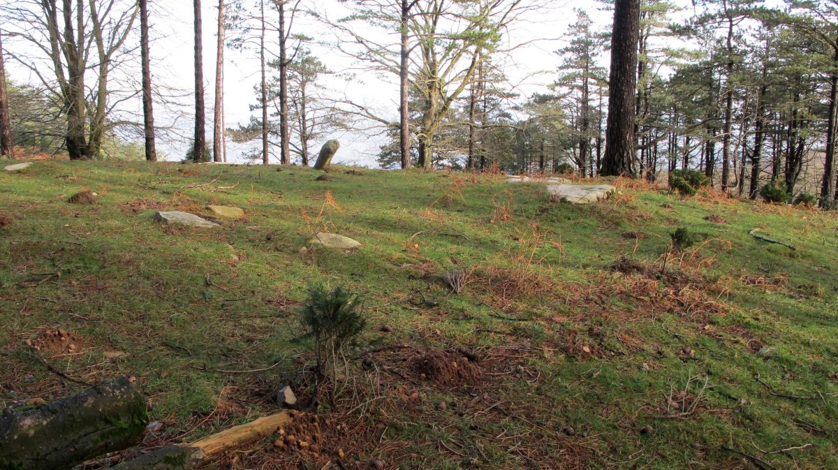 Trois Fontaines erreka harrespila, Azkaine