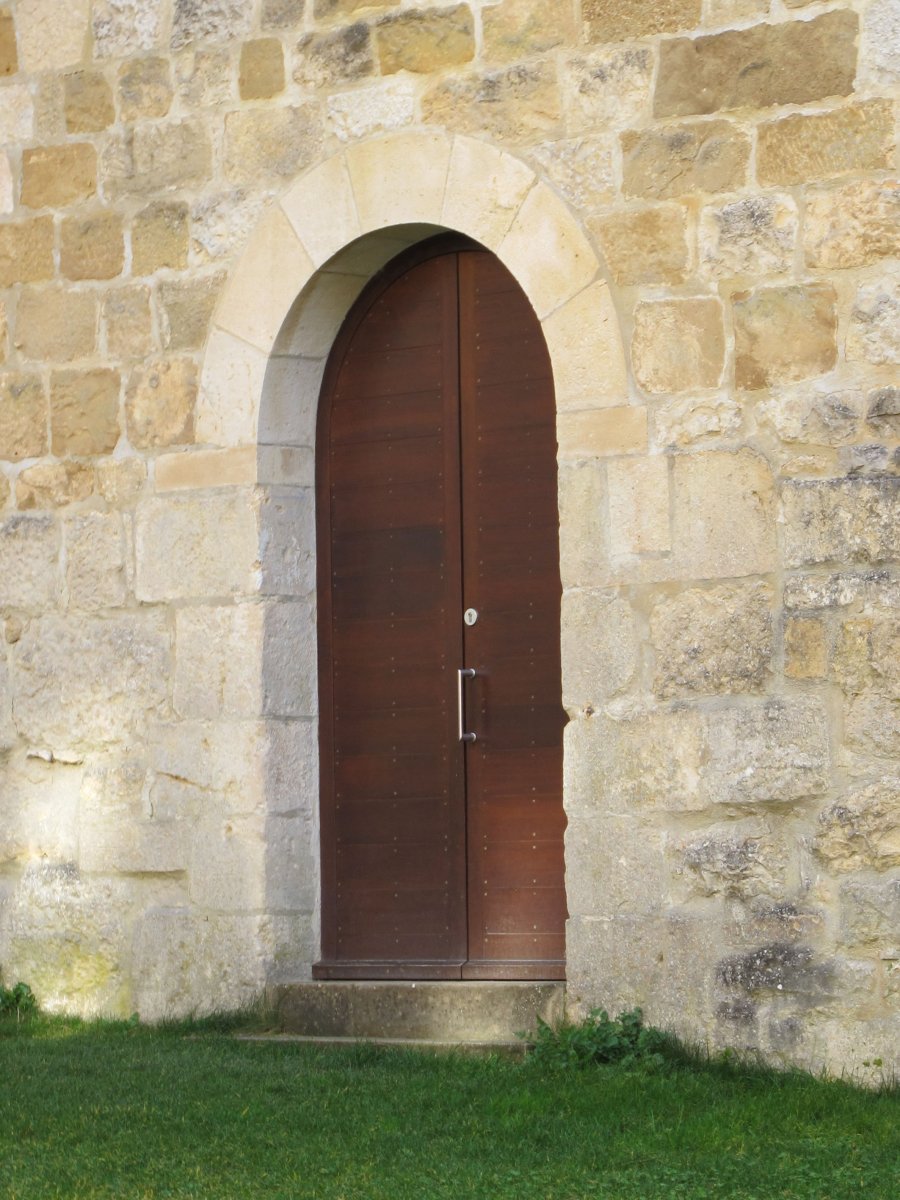 San Adrian ermita Irantzuko monastegiaren barruan