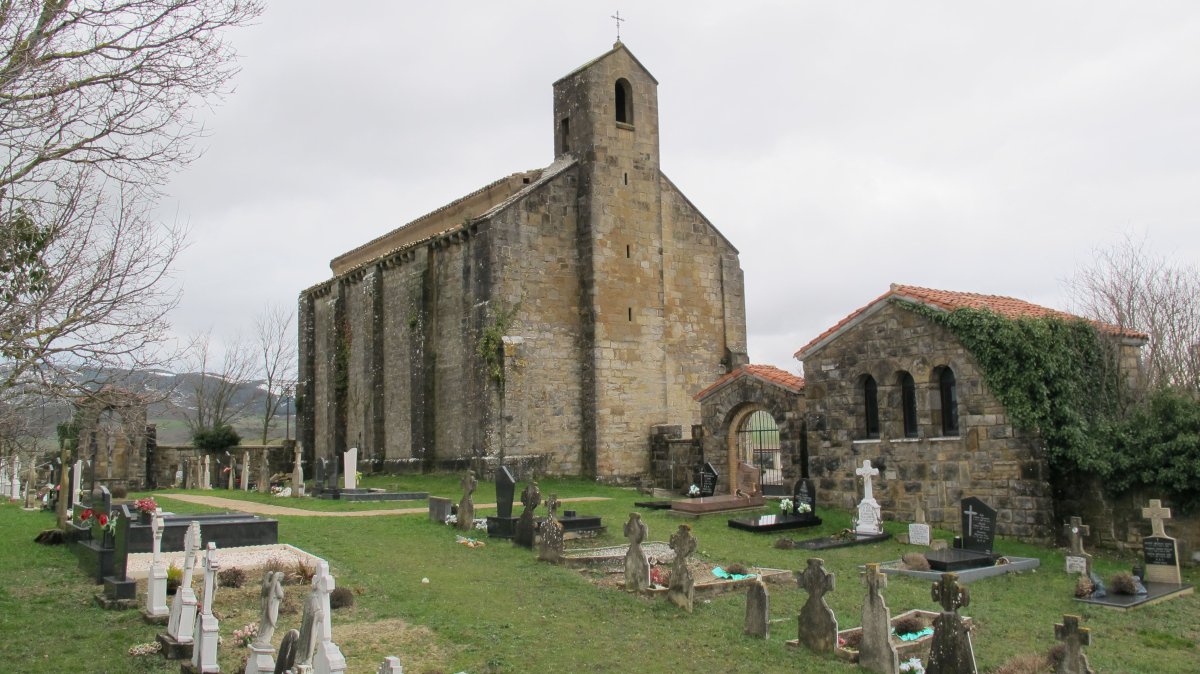 Santa Maria ermita, Badostain