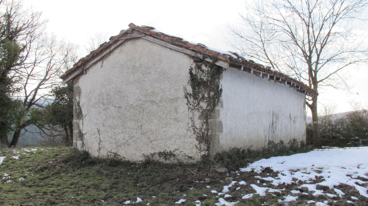 San Marko baseliza, Burutain