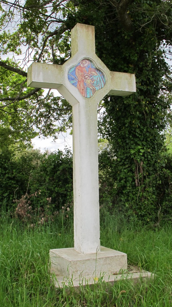 Xuhalgaina gurutzea, Senpere