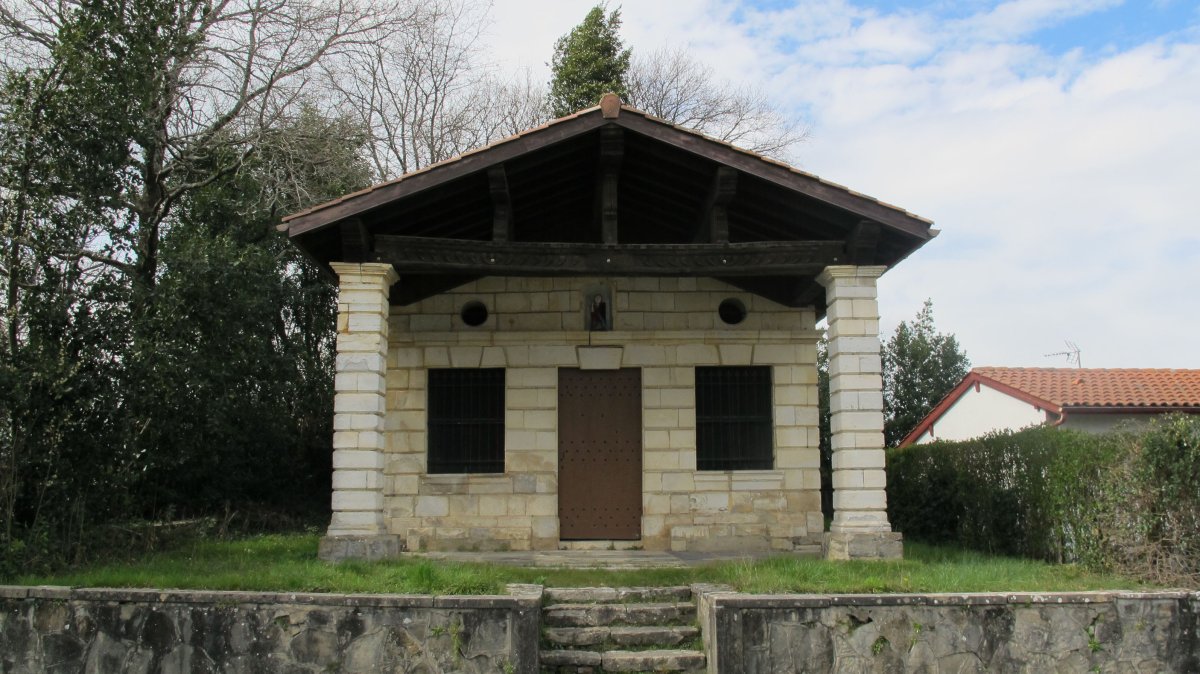 San Migel ermita, Uztaritze