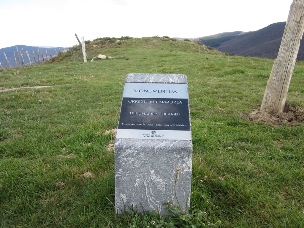 Marzo 2013 dólmen Urrezuloko Armurea