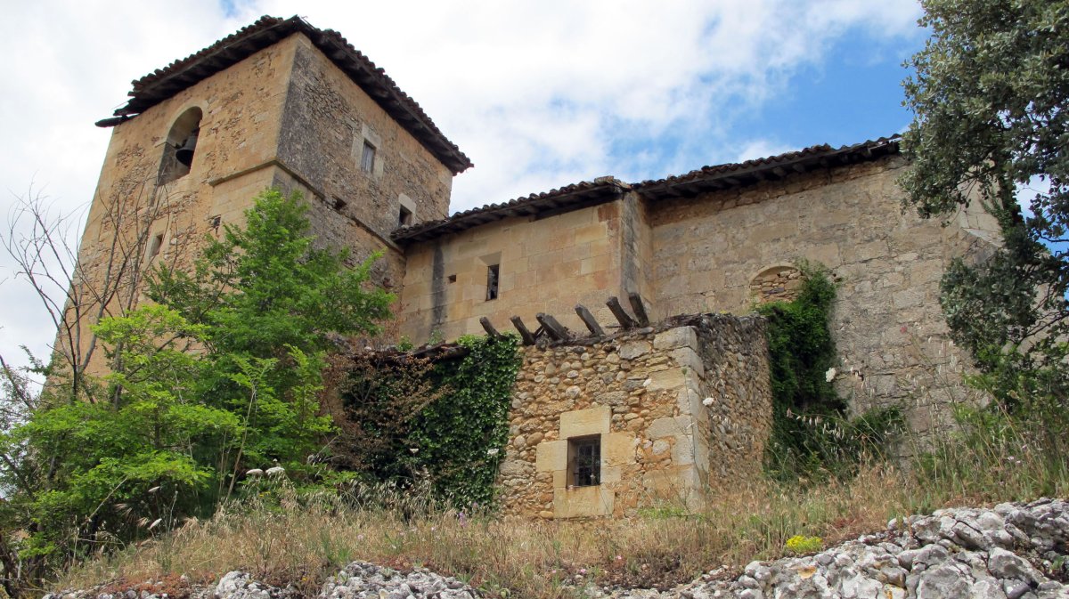 San Esteban eliza, Saseta