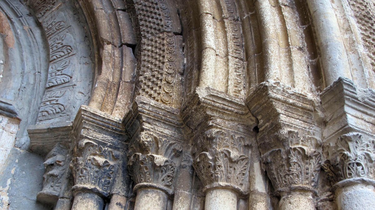 San Juan Bautista eliza, Obekuri