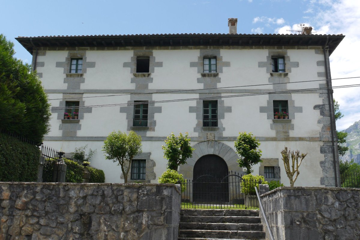 Orella jauregia, Arribe