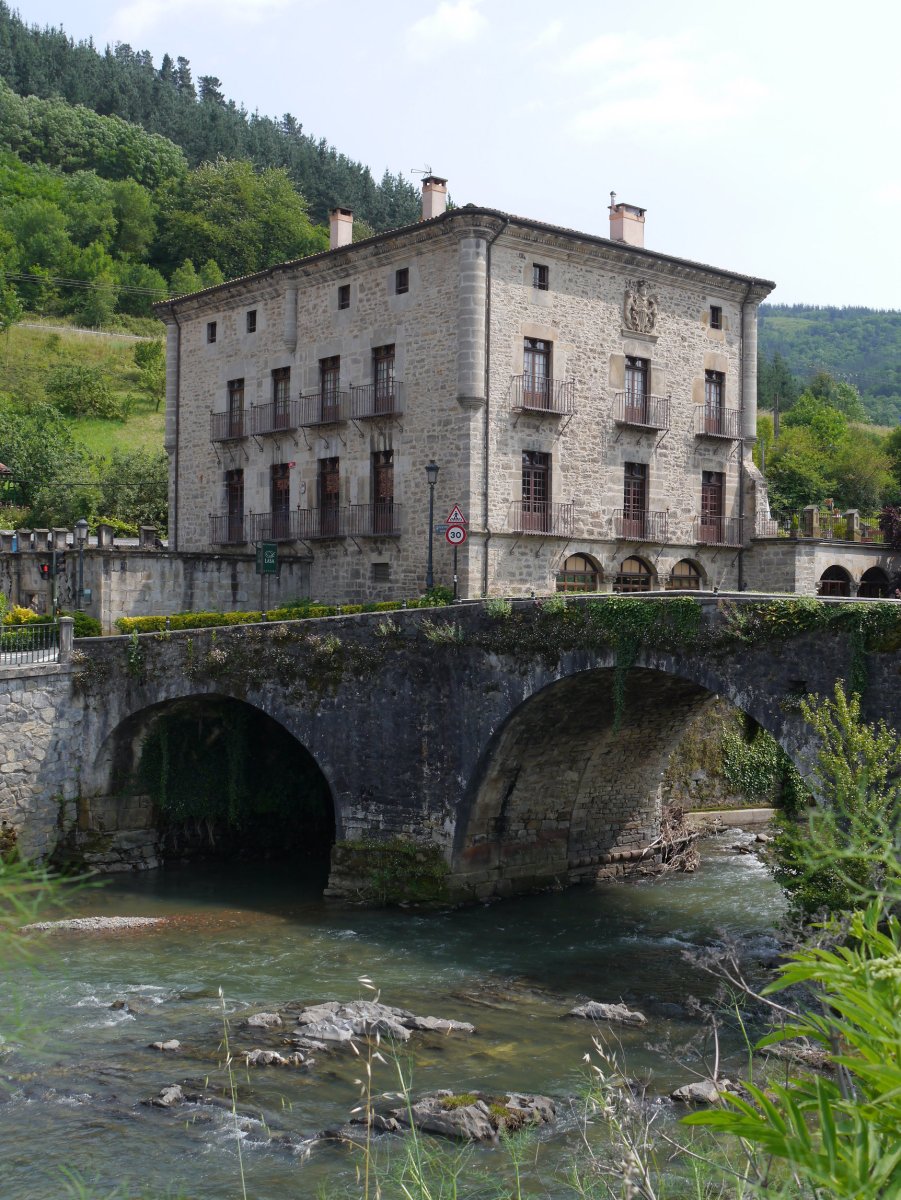 Ozaeta jauregia, Bergara