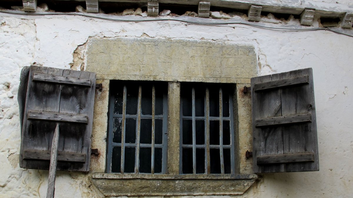 Etxenika baserria, Aiherra