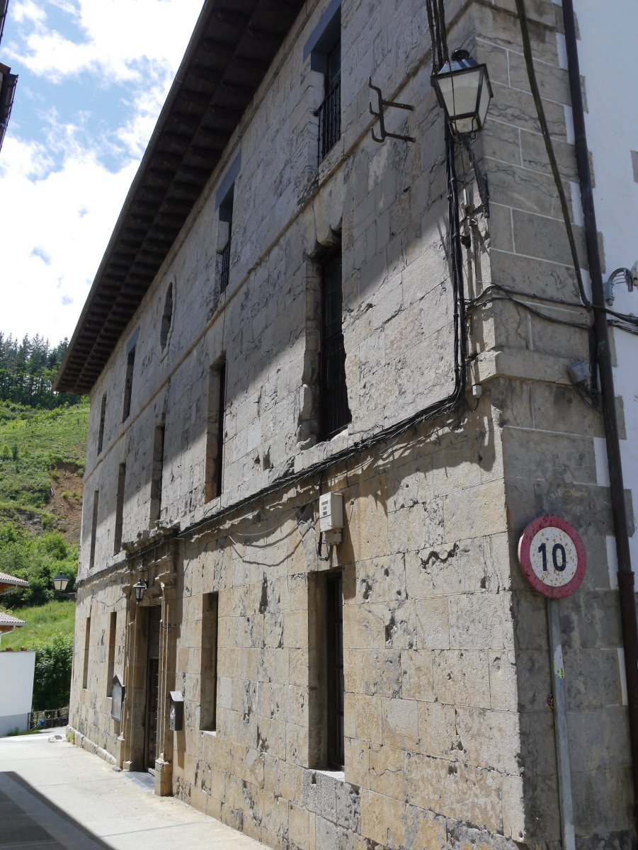 Indianoetxea jauregia, Betelu