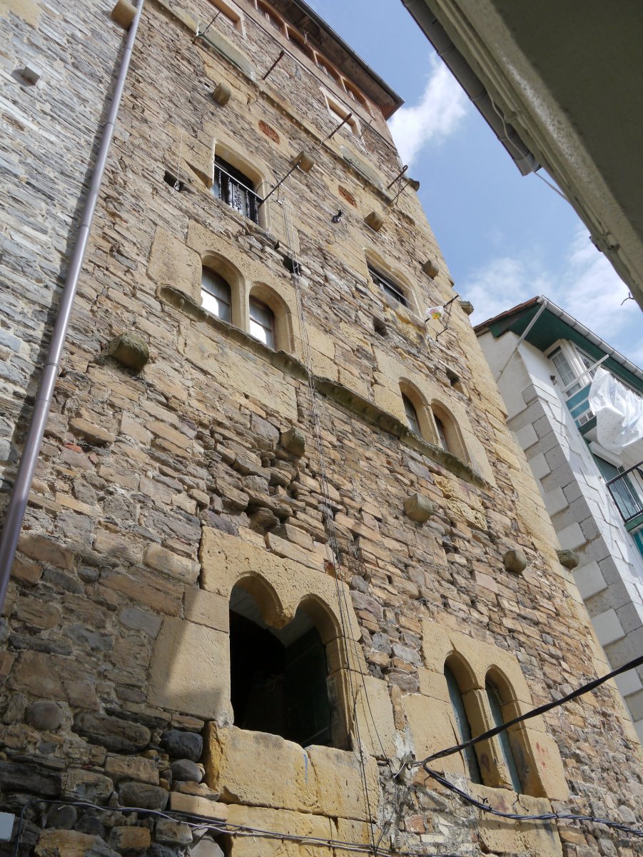 Berriatua dorretxea, Mutriku