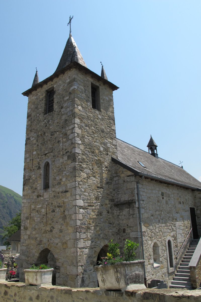 Saint Etienne eliza, Larraine