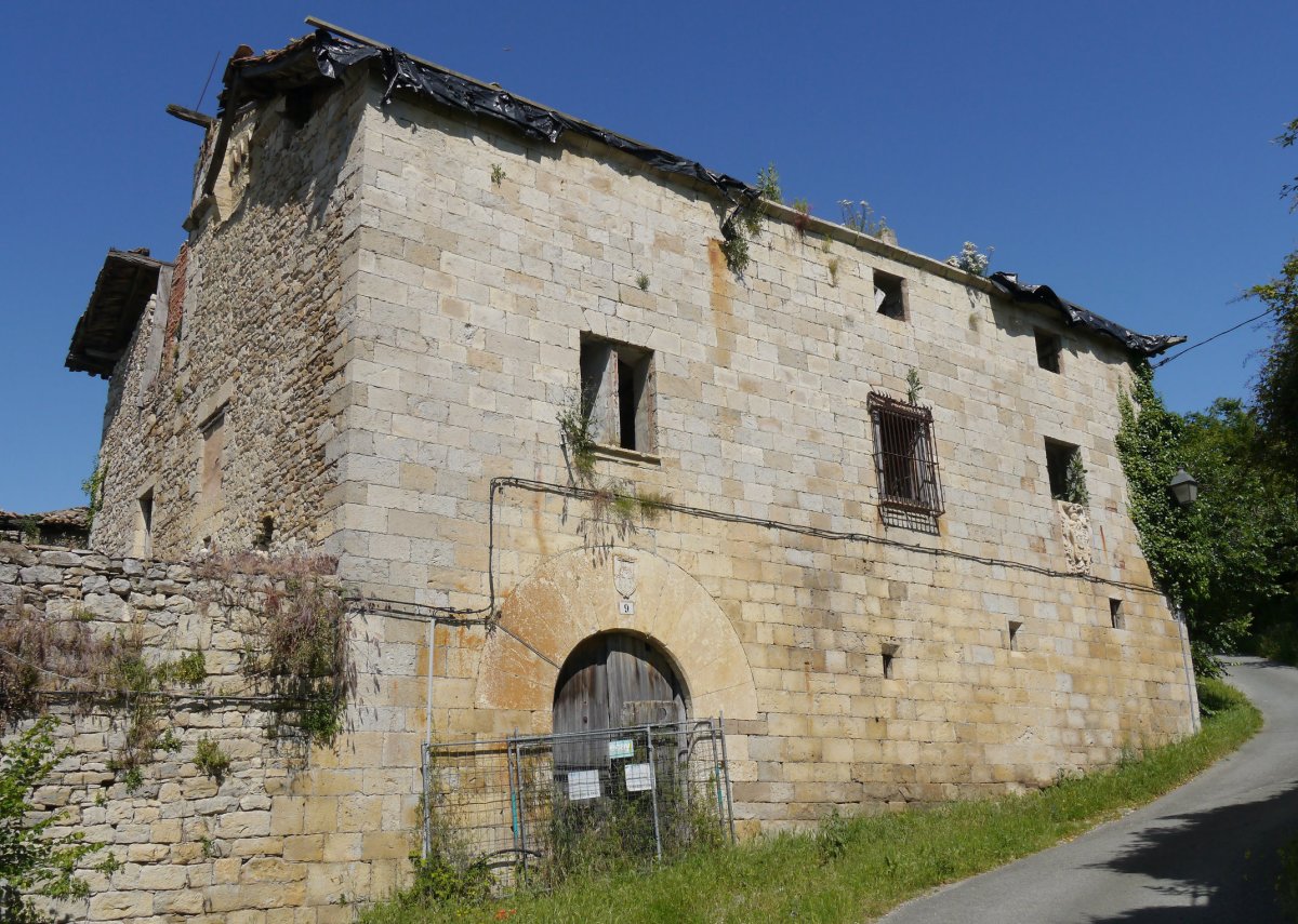 Cabo de Armería, Sarasa