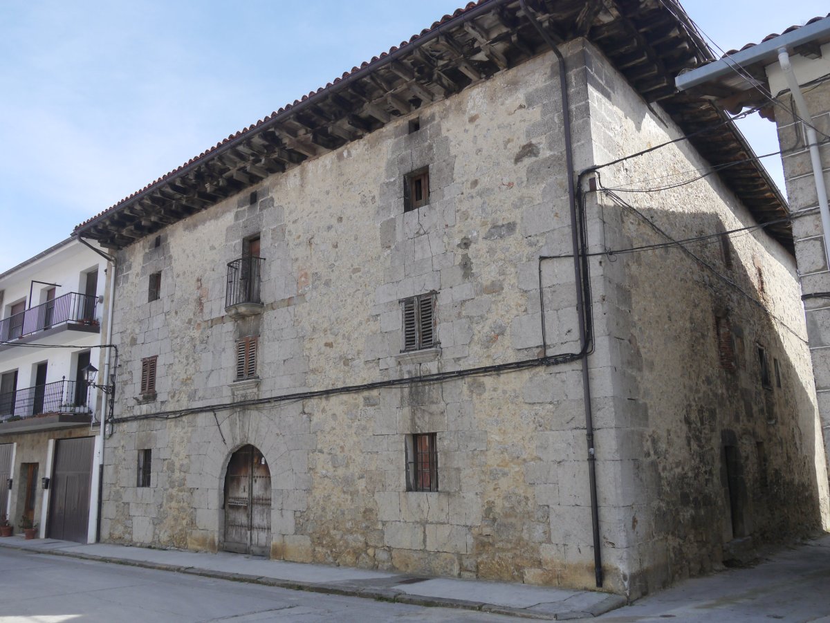 Etxea, Uharte Arakil