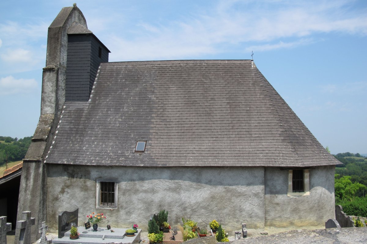 San Bartolome ermita, Larrori