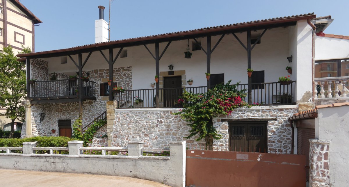 Intxaurrondo etxea, Donostia