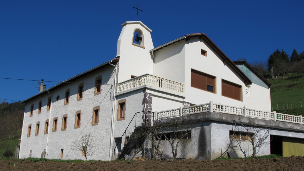 Karmelitak komentua, Altzo